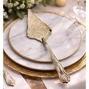 Vintage Elegant Large Pie/Cake Server - Silver Plated - Timeless